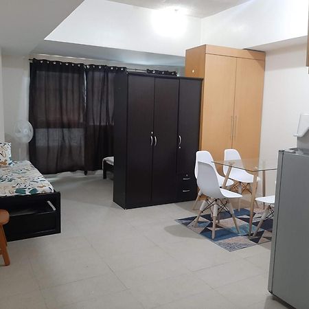 Posh Beds With City View And Pools Mandaluyong Екстериор снимка