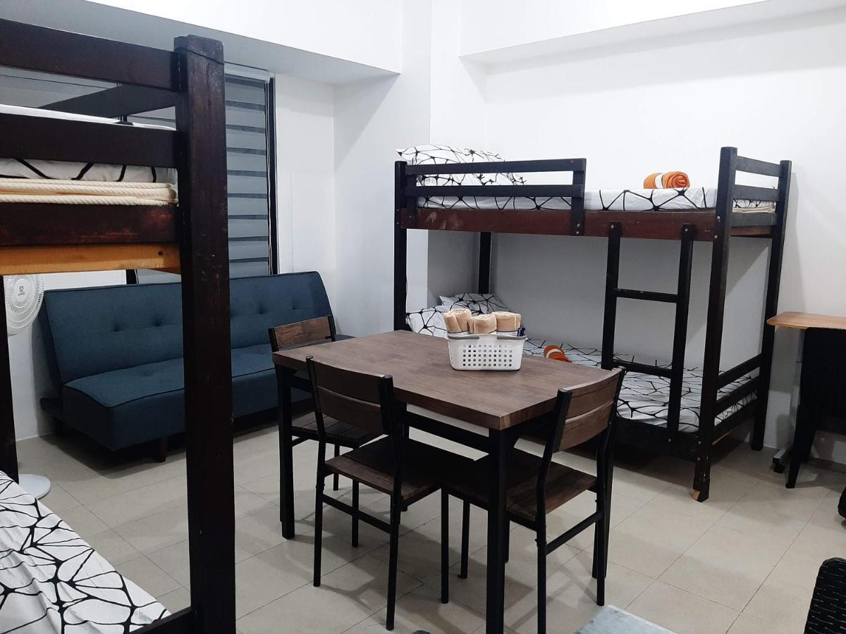 Posh Beds With City View And Pools Mandaluyong Екстериор снимка