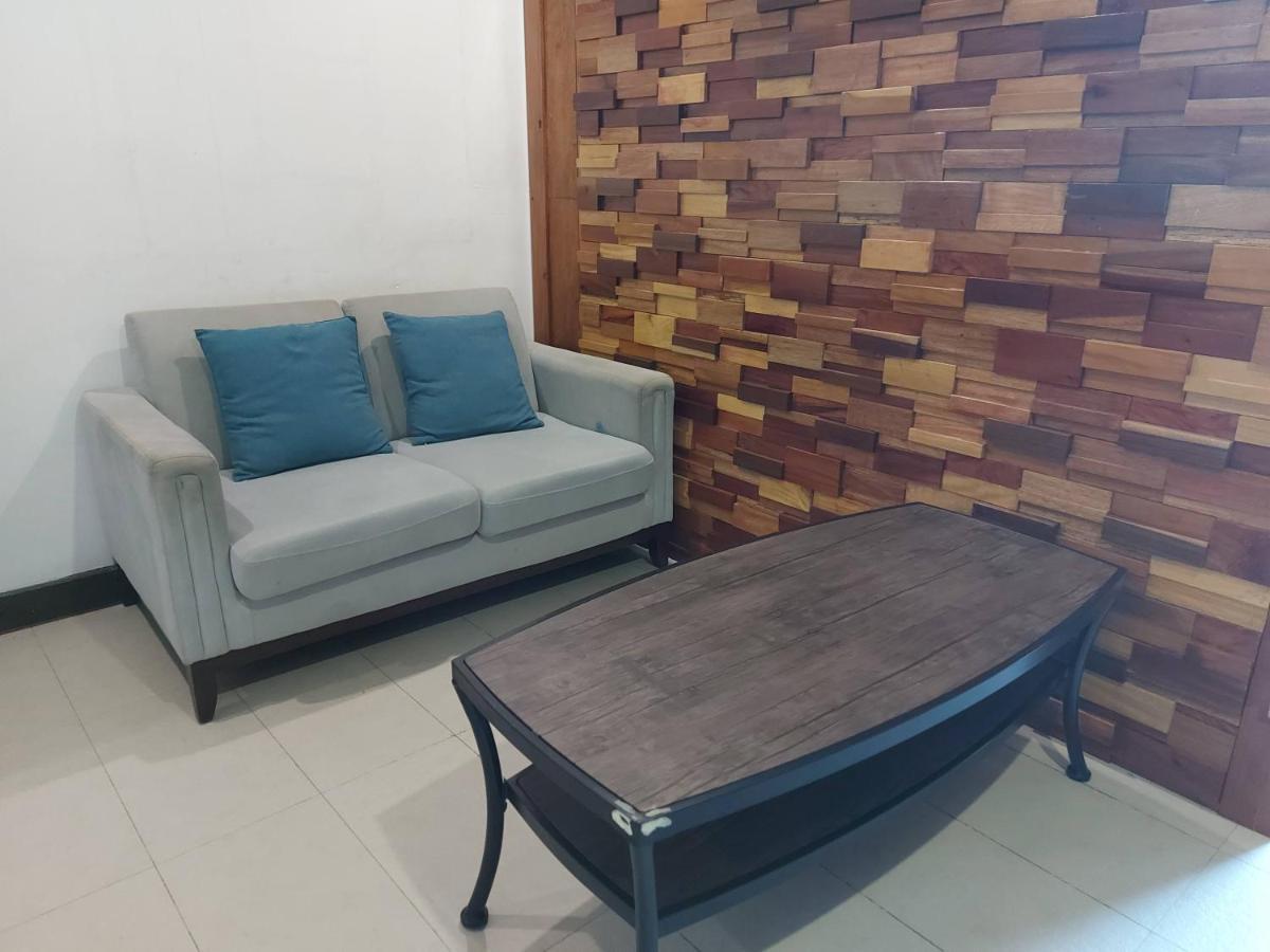 Posh Beds With City View And Pools Mandaluyong Екстериор снимка
