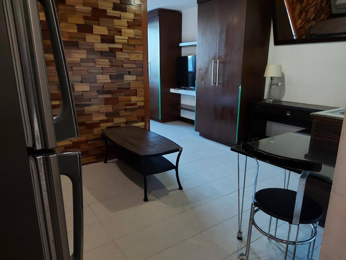 Posh Beds With City View And Pools Mandaluyong Екстериор снимка
